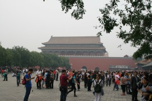 Menschenmassen vor der verbotenen Stadt