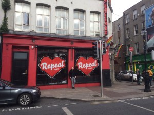 klare Positionierung eines Pubs